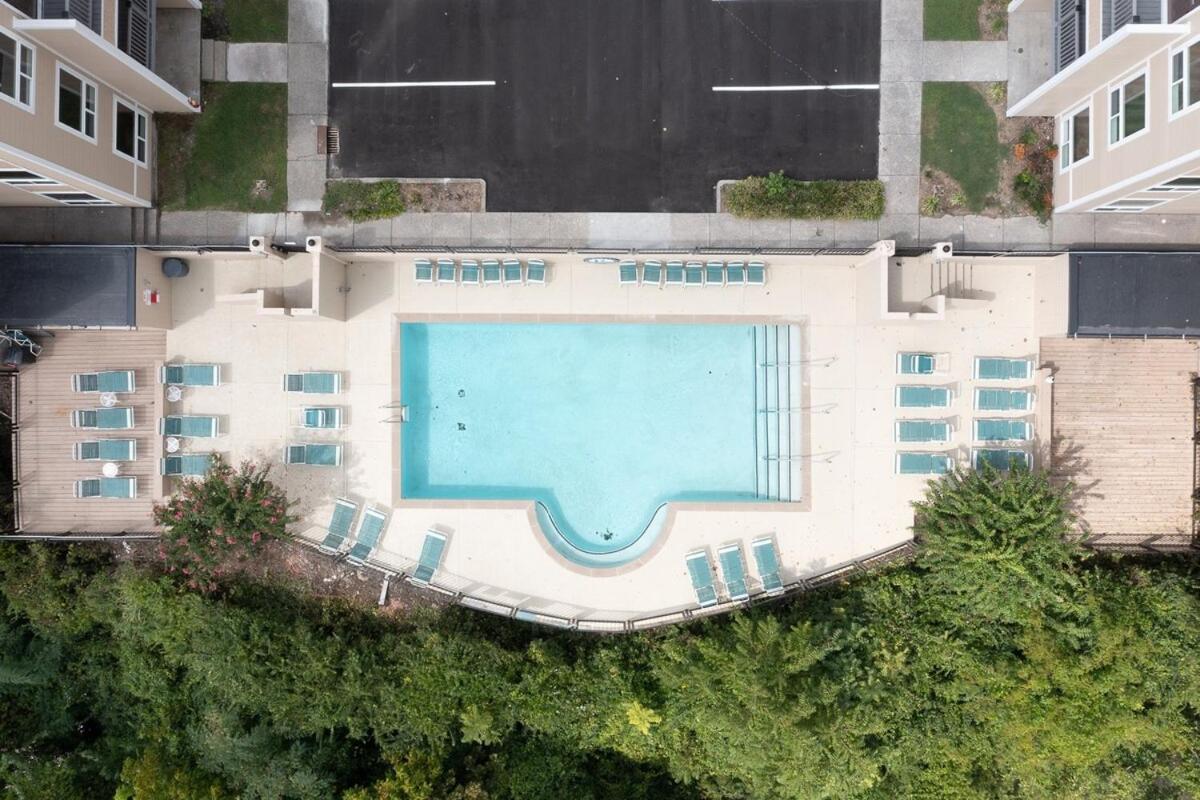 Walk To Broadway Riverfront Condo With Pool Nashville Exterior foto