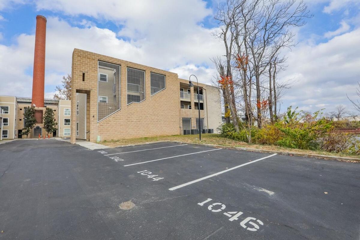 Walk To Broadway Riverfront Condo With Pool Nashville Exterior foto
